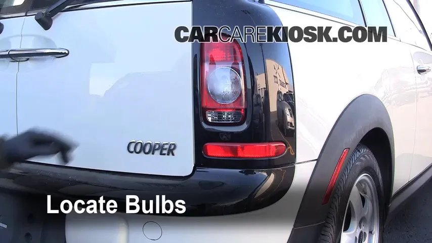2009 Mini Cooper Clubman 1.6L 4 Cyl. Lights Tail Light (replace bulb)